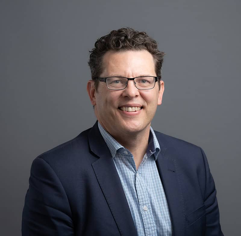 Headshot of Alex Robson