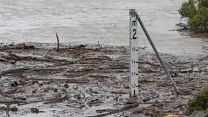 Disaster assistance extended for flooded Qld small business and charities