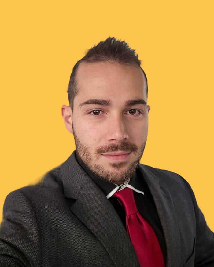 Headshot of Lawrence Petruzzelli