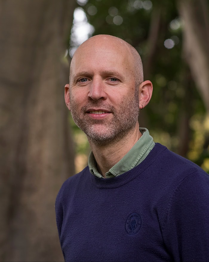 Headshot of Guy Williams