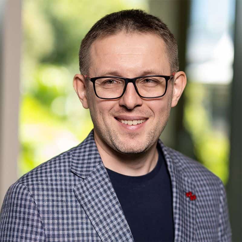 Headshot of Marek Kowalkiewicz